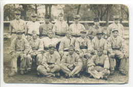 Carte Photo Originale Guerre 14-18 - Groupe De Soldats Militaires - Uniforme - 28-ème Régiment - War 1914-18