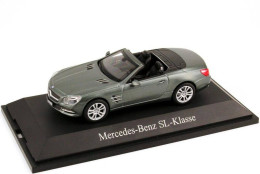 Mercedes-Benz Classe SL - 2012 - Cerussit Grey Metallic Magno - Norev (Mercedes) - Norev