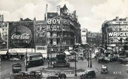 United Kingdom England London Piccadilly Circus Bus - Piccadilly Circus