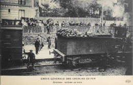 CPA - Evénements > PARIS OCTOBRE 1910 - GREVE GENERALE Des CHEMINS De FER - TBE - Sciopero