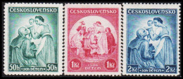 1936. CESKOSLOVENSKO.  Chidren Aid Complete Set Hinged.  (Michel 342-344) - JF540253 - Unused Stamps