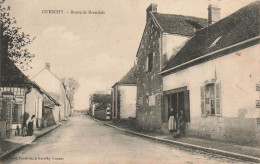 FRANCE - Guerchy - Entrée (côté Ouest) - Carte Postale Ancienne - Sonstige & Ohne Zuordnung