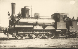 Train Locomotive Machine ETAT N°030-211 * Photo Ancienne 9x14cm * Chemin De Fer * Cheminot Dépôt Gare - Trenes