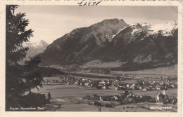 E1749) REUTTE - Ausserfern  - Tirol -S/W FOTO AK Mit Schöner Ansicht - Kirche U. Weinige Häuser - Reutte