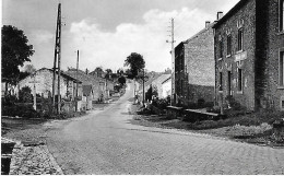 OFFAGNE . PALISEUL . BERTRIX ..-- Route D' ASSENOIS . 1967 Vers GRIVEGNEE ( Mr Mme GORDENNE ) . - Paliseul