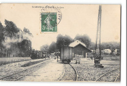 CPA 58 St Saint Amand En Puisaye La Gare Et Le Train Tramway - Saint-Amand-en-Puisaye