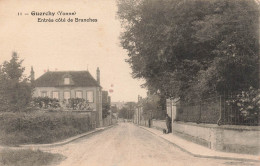 FRANCE - Guerchy - Entrée Côté De Branches - Carte Postale Ancienne - Autres & Non Classés