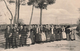 FRANCE - En Bretagne  - Noce Au Pays Des Bigoudens - Défilé D'un Cortège - Carte Postale Ancienne - Bretagne