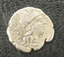 PERIODO REPUBLICA. AÑO 136 A.C.  DENARIO.  FAMILIA ANTESTIA. PESO 3.8 GR - Röm. Republik (-280 / -27)