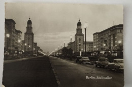 Berlin, Stalinallee, Alte Autos, Wartburg 311, Nacht, 1959 - Friedrichshain