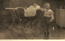 Landau Ancien * Carte Photo * Enfants Pousette Pram Kinderwagen - Other & Unclassified