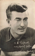 Louison BOBET * Carte Photo * Coureur Cycliste Français Né à St Méen Le Grand * Pub St Raphaël * Cyclisme Vélo - Paris (16)