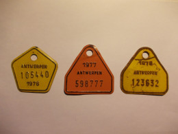 Lot Van 3 Oude Metalen Fiets Plaat Taks Plaat 1976 / 1977 / 1978 Antwerpen - Vélo Tax Plaque Anvers - Plaques D'immatriculation