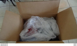 AX1001 Carton 15 Kg De Vrac Dont  Timbres ** De Divers Pays : Cote 1810 Euros. Voir Commentaires A Saisir !!! - Lots & Kiloware (mixtures) - Min. 1000 Stamps