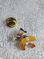 Pin's Disney - Disney