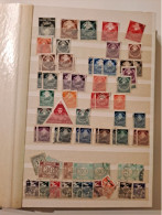 TRES BELLE COLLECTION TIMBRES  ROUMANIE NEUFS ET OBLITERES ANNEES  1930/80..COTE ENORME - Collections