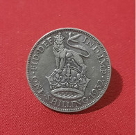 MONEDA DE ONE SHILLING DE GRAN BRETAÑA DEL AÑO 1932.REY GEORGE V. DE PLATA. - Andere & Zonder Classificatie