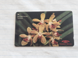 SINGAPORE-(11SIGB-a)-Vandaenopsis Twinkle-(153)(11SIGB-150208)($10)(1/1/1991)-used Card+1card Prepiad Free - Singapore