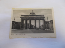 BERLIN ( ALLEMAGNE GERMANY ) BRANDENBURGER TOR  ANIMEES  VIEILLES AUTOS - Brandenburger Door