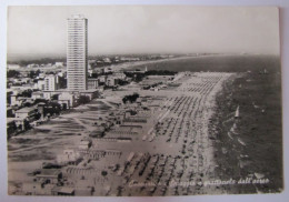 ITALIE - EMILIA-ROMAGNA - CESENA - Spiaggia E Grattacielo - Cesena