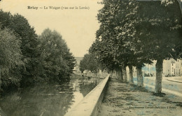 54)  BRIEY  -  Le Woigot Vue Sur La Levée - Briey