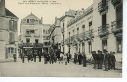 CPA Néris Les Bains Place Des Thermes Hôtel Dumoulin - Neris Les Bains