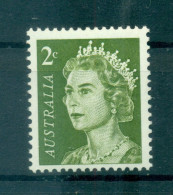 Australie 1966-70 - Y & T N. 320 - Série Courante (Michel N. 359 A) - Mint Stamps