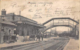 Puteaux       92        La Gare Et La Passerelle. Train     N° 29   (voir Scan) - Puteaux