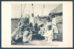 Ethiopie Ethiopia Le Pere Bernard Faisant Le Catéchisme A Des Gouraghes Paiens - Etiopia