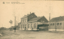 * LAUWE VRIJHEIDSBOOMPLAATS - Place De L'Arbre De La Liberté - Statie - Gare - Uitg. DELTOUR VANDER KAM - NELS - Menen