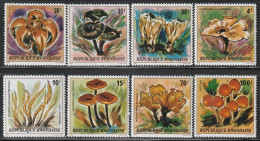 RWANDA - N°941/8 ** (1980) Champignons - Neufs