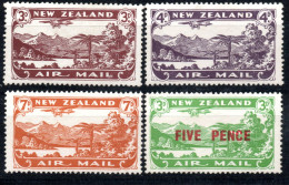 2303.NEW ZEALAND 1931 SG.548-550, 551 MH - Poste Aérienne