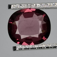 Grenat Rhodolite Naturel De Madagascar - Coussin 0.73 Carat - 6.2 X 5.3 X 2.3 Mm - Other & Unclassified