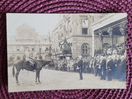 Rouen , Carte Photo Militaires Sur La Place , Funerailles - Rouen