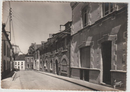 ELLIANT  LA RUE DE LA MAIRIE - Elliant