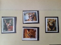 1976	India Lion Leopard Deer (F78) - Unused Stamps