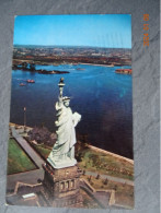 THE STATUE OF LIBERTY - Statue Of Liberty