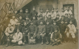 CPA PHOTO - Régiment CLASSE 1915 - 25 ème Compagnie - Guerra 1914-18