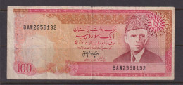 PAKISTAN - 1986 100 Rupees Circulated Banknote - Pakistán