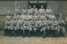 CPA PHOTO - Militaires - Souvenir à BONN - Guerre 14 / 18 - Bonn