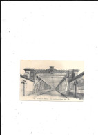 CARTE POSTALE 33 CUBZAC LES PONTS ENTREE DU PONT DES PIETONS - Cubzac-les-Ponts