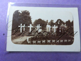 Cimetiere Begraafplaats LIEVAT Jean France-D'HONDT  Marcel Be-BAERENS François Be ..(1914-1918? ) - Cimiteri Militari