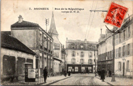 S14938 Cpa 92 Bagneux - Rue De La République - Bagneux