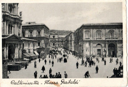 CALTANISETTA - PIAZZA GARIBALDI - ANIMATA - ED.DELL'UTRI - VG 1938 FG - C7208 - Caltanissetta