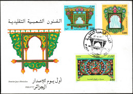Algérie 1982 Y&T 756 à 758 Sur FDC. Arts Traditionnels Populaires. Miroir Et Cadre, étagère Décorée, Coffre Peint - Vetri & Vetrate