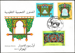 Algérie 1982 Y&T 756 à 758 Sur FDC. Arts Traditionnels Populaires. Miroir Et Cadre, étagère Décorée, Coffre Peint - Glas & Fenster