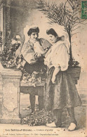 FOLKLORE - Costumes - Les Sables D'Olonne - Cadeau D'amitié - Carte Postale Ancienne - Kostums