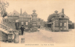 FRANCE - Gournay En Bray - Vue Sur La Porte De Paris - Carte Postale Ancienne - Gournay-en-Bray