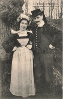 FRANCE - La Bretagne Pittoresque - Costumes De Pont Aven - Dos Non Divisé - Carte Postale Ancienne - Pont Aven