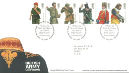 GREAT BRITAIN  - 2007, FDC OF BRITISH ARMY UNIFORMS STAMPS SET INCLUDING A PRESENTATION LEAFLET. - Briefe U. Dokumente
